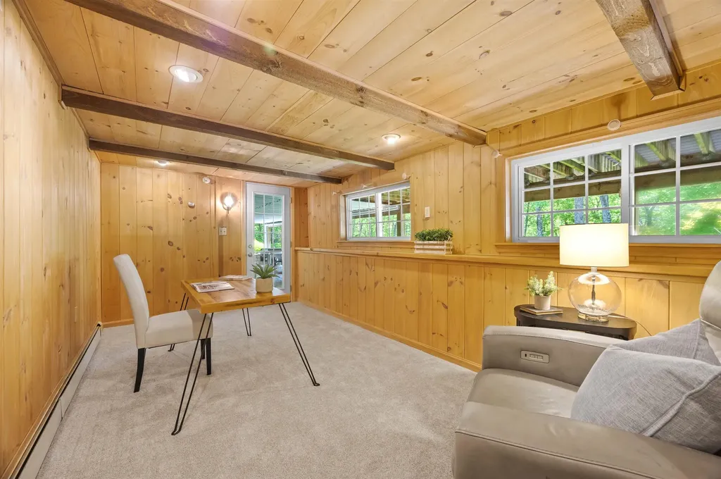 37 Birchwood Circle Bedford NH 03110