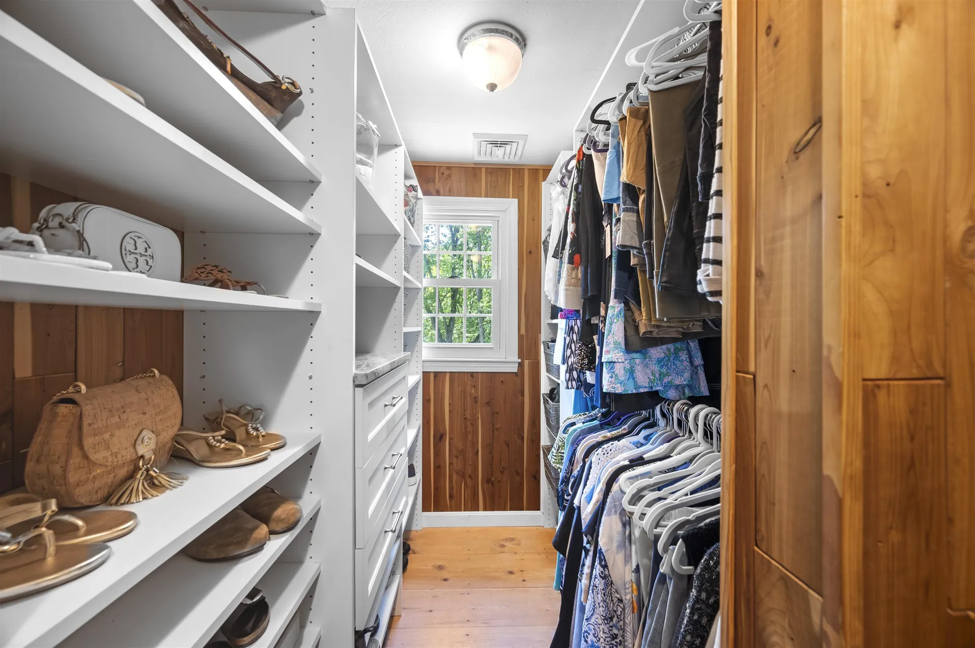 37 Birchwood Circle Bedford NH 03110