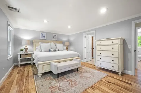 37 Birchwood Circle Bedford NH 03110
