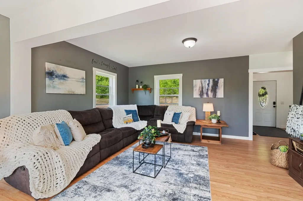 559 Valley View Drive Eden VT 05653