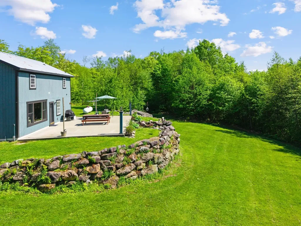 559 Valley View Drive Eden VT 05653