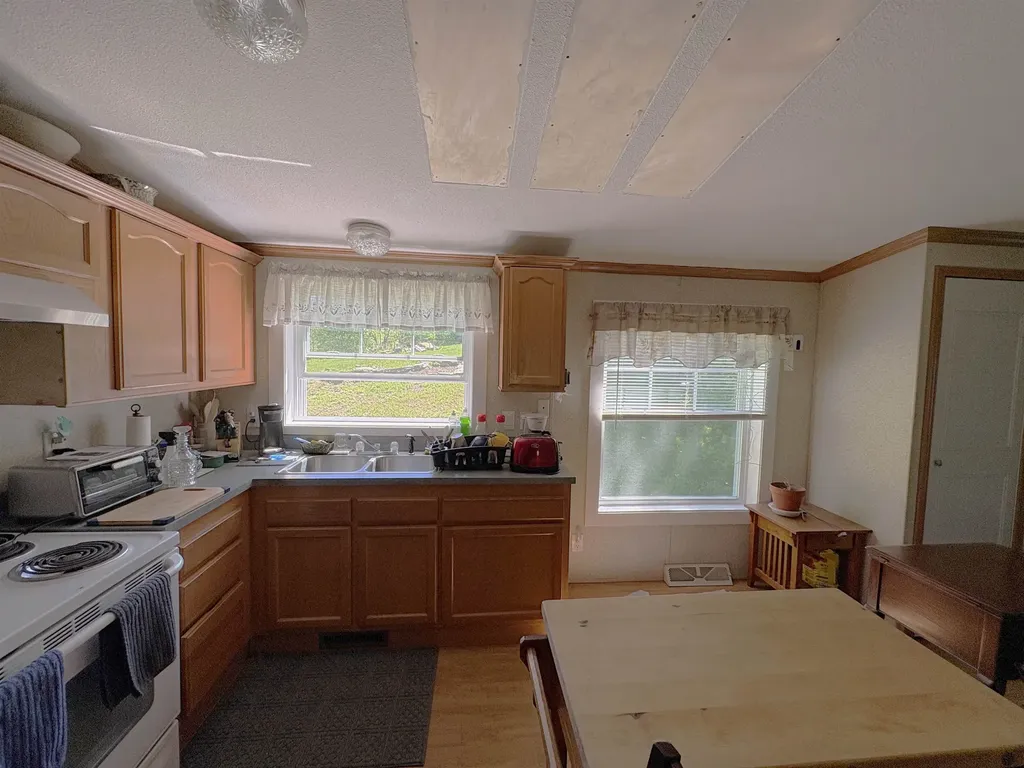396 Rand Road Randolph VT 05061