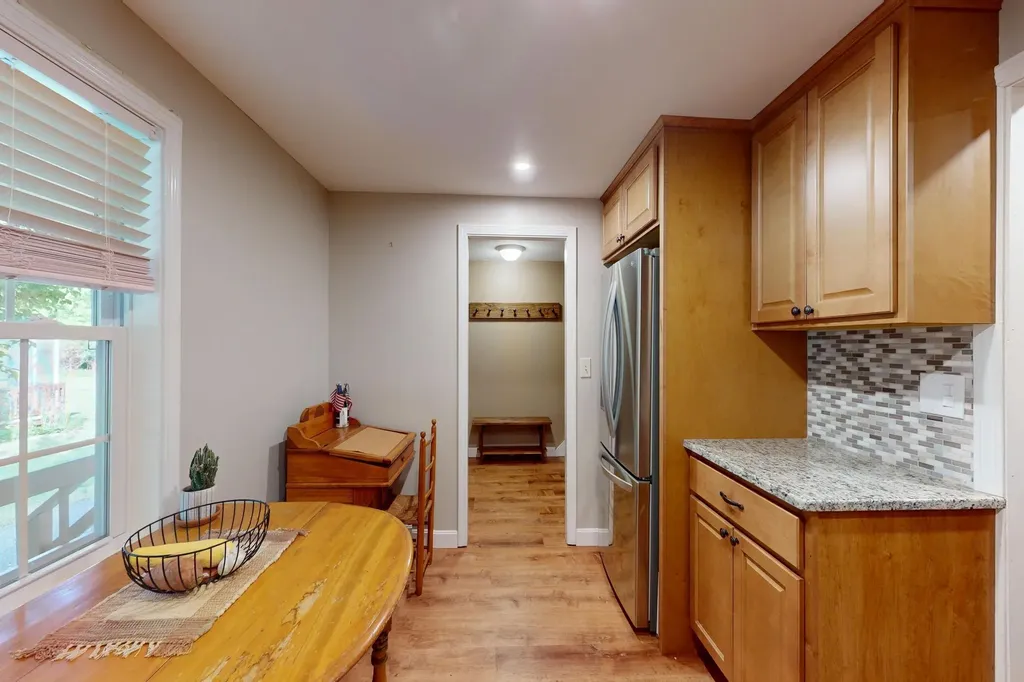 114 Winterwood Drive Londonderry NH 03053