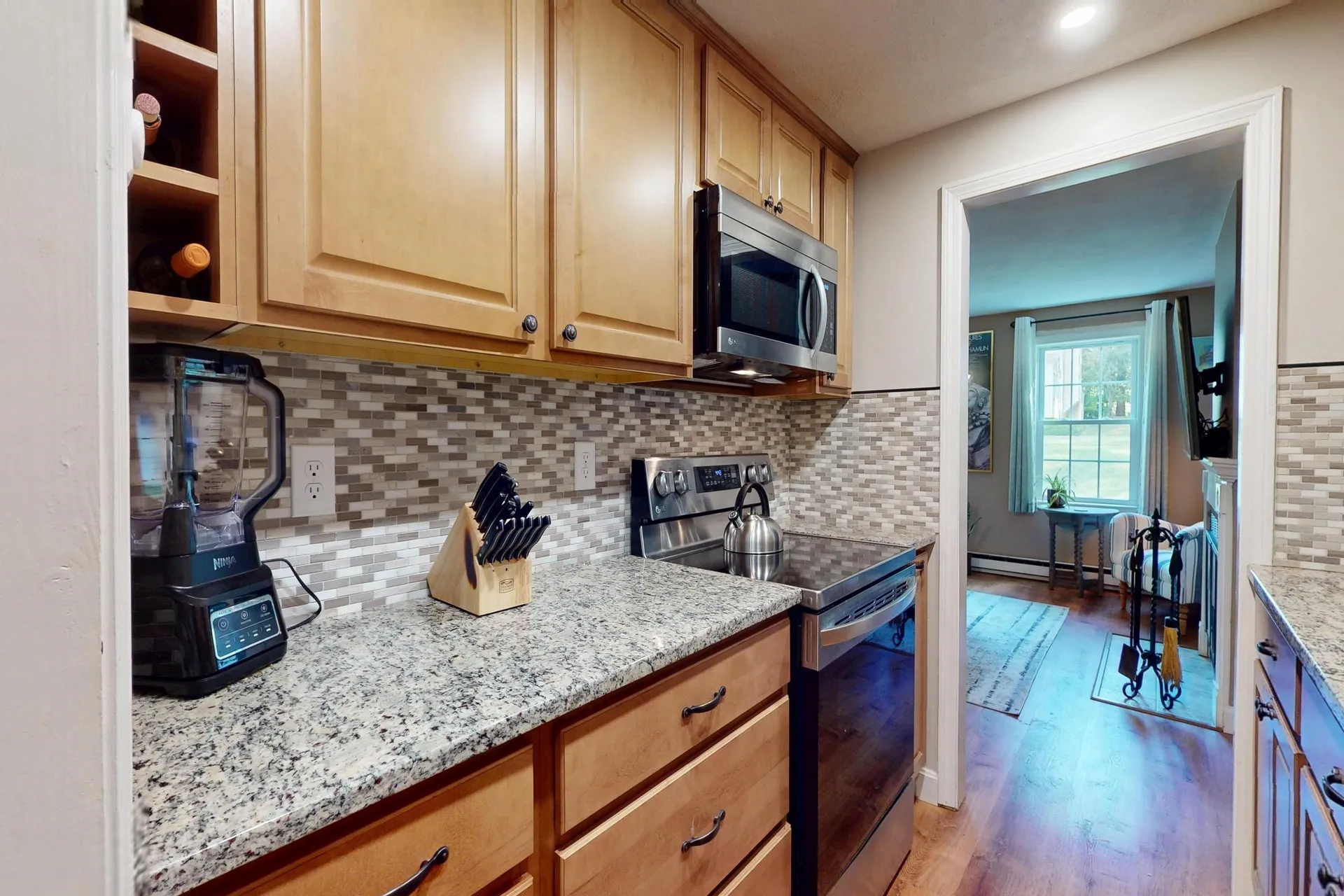 114 Winterwood Drive Londonderry NH 03053