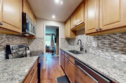 114 Winterwood Drive Londonderry NH 03053