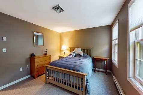 114 Winterwood Drive Londonderry NH 03053