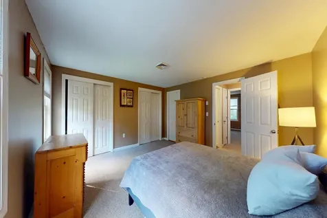 114 Winterwood Drive Londonderry NH 03053