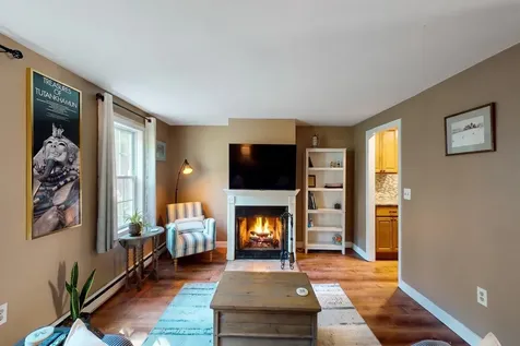 114 Winterwood Drive Londonderry NH 03053