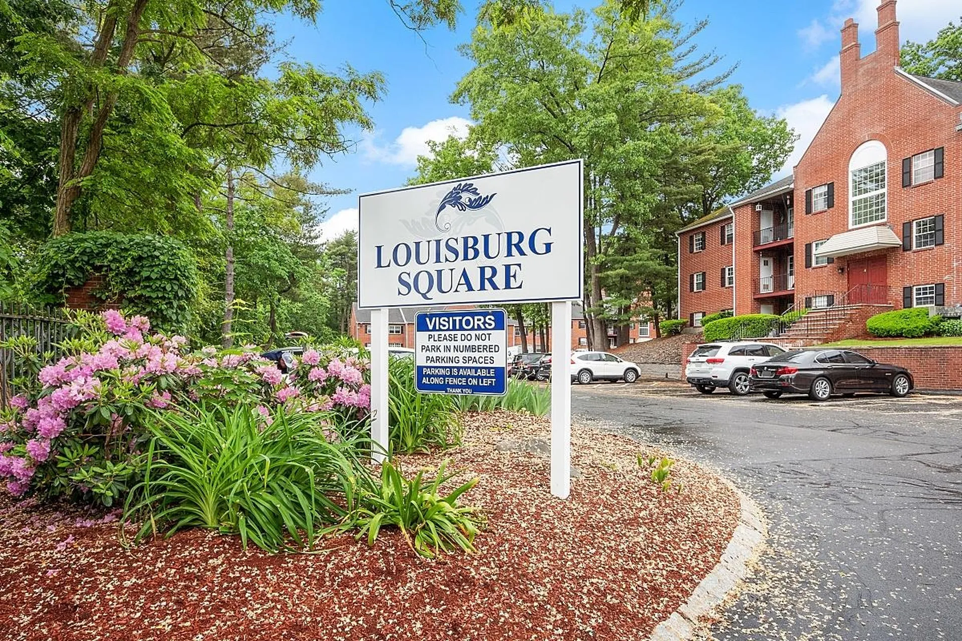 7 Louisburg Square Nashua NH 03060
