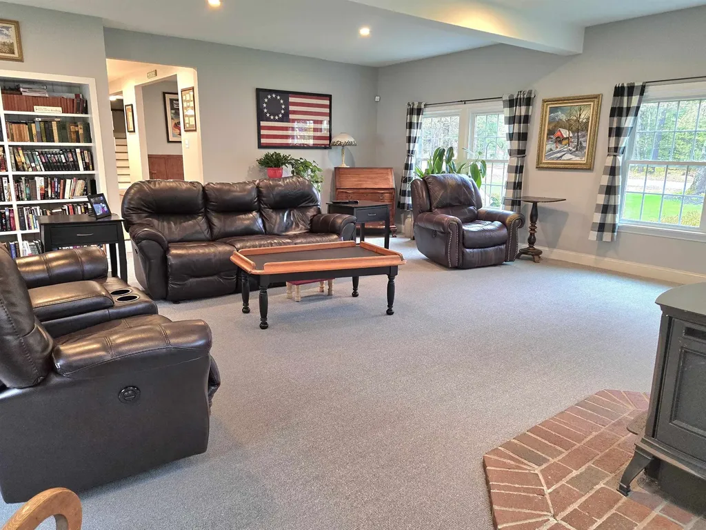 156 Bow Lane Conway NH 03860