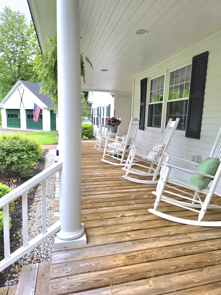 156 Bow Lane Conway NH 03860