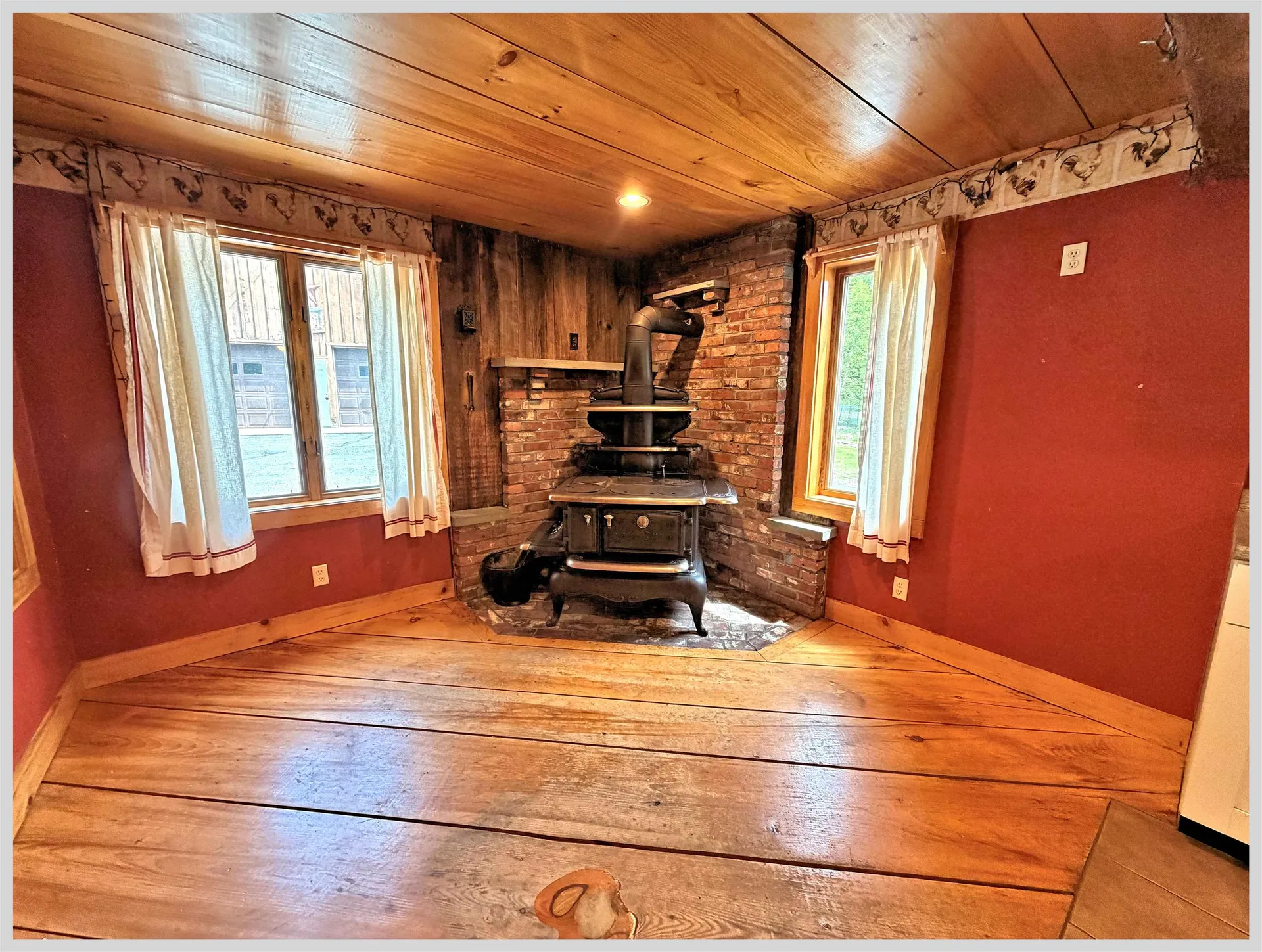 690 Nh Route 175 Ashland NH 03217