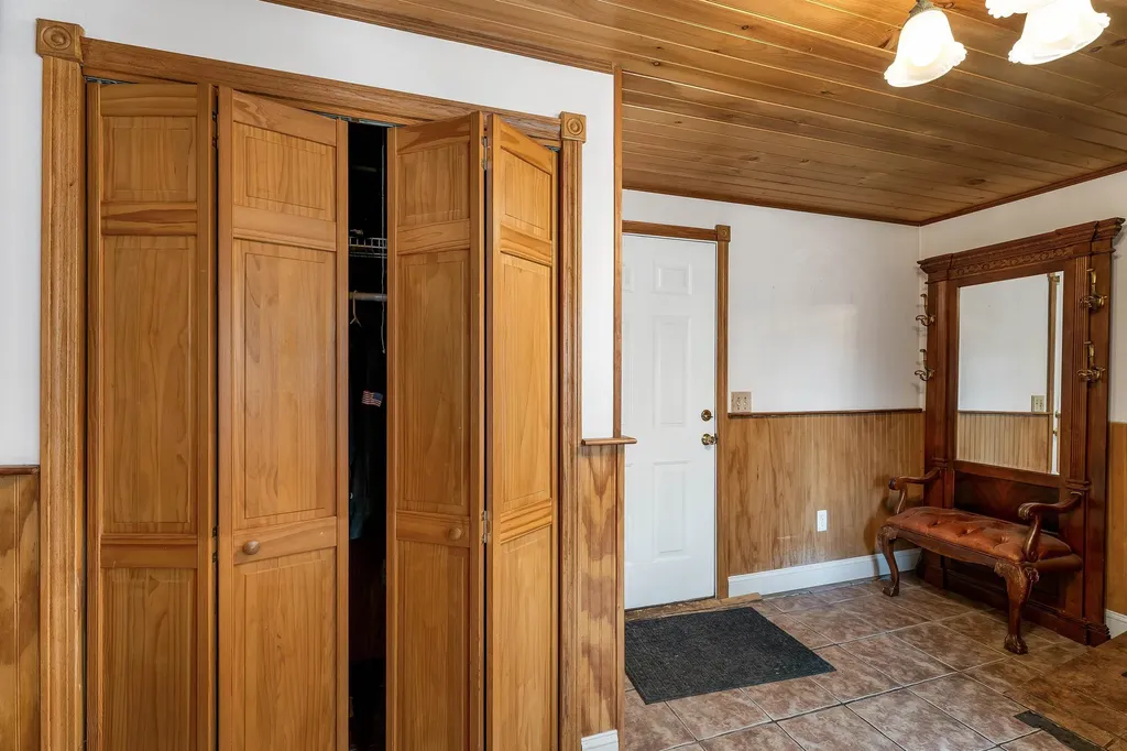 62 Lane Road Derry NH 03038