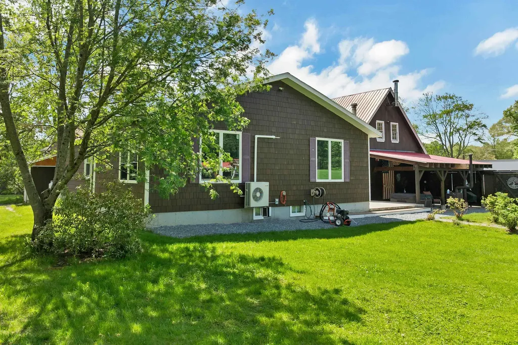 62 Lane Road Derry NH 03038