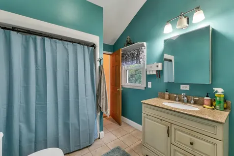 62 Lane Road Derry NH 03038