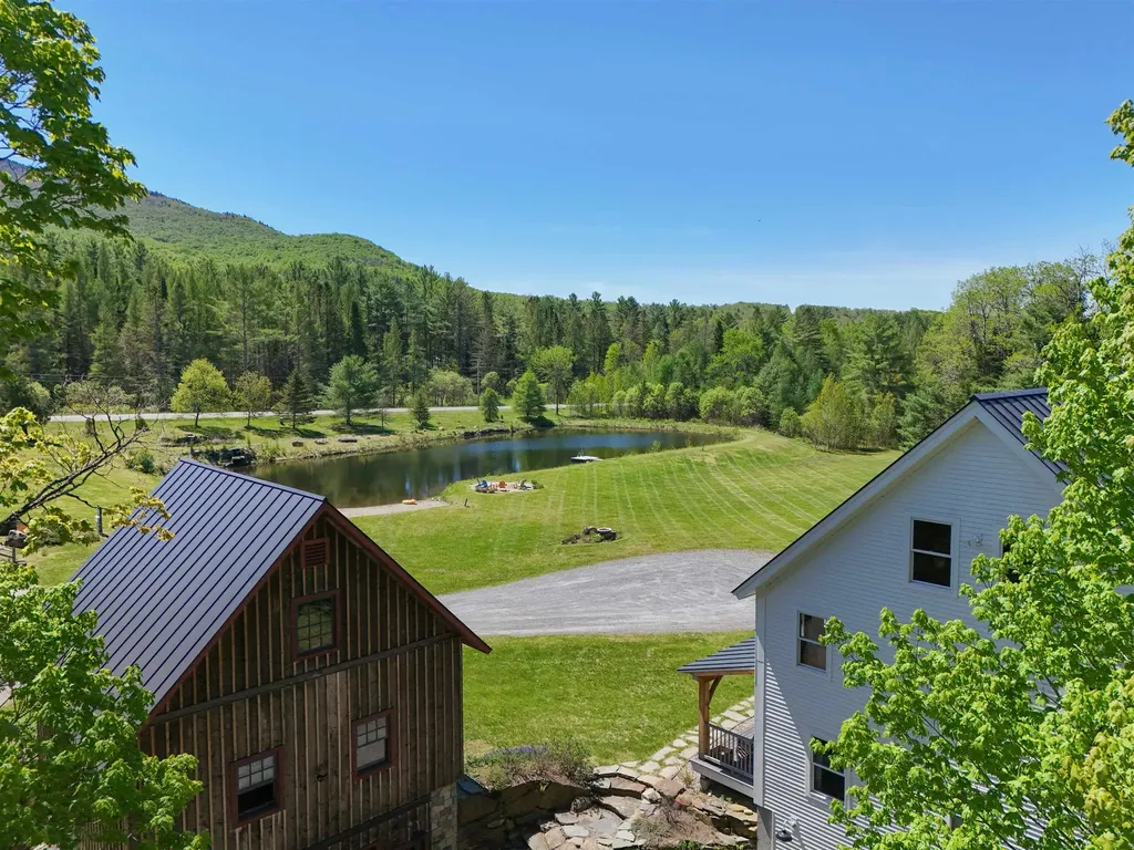 29 Dashney Road Burke VT 05832