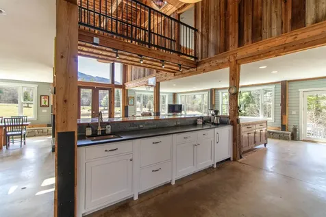 29 Dashney Road Burke VT 05832