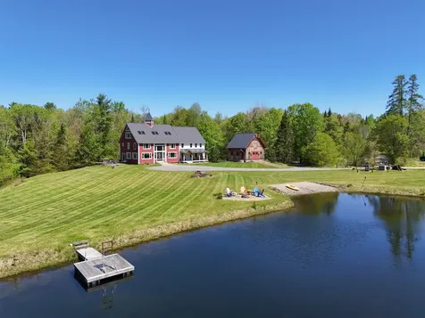 29 Dashney Road Burke VT 05832