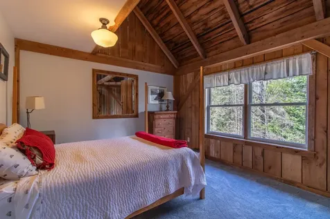 29 Dashney Road Burke VT 05832