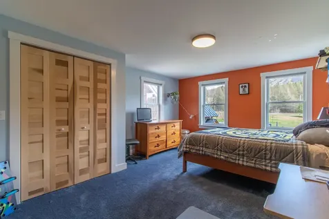 29 Dashney Road Burke VT 05832