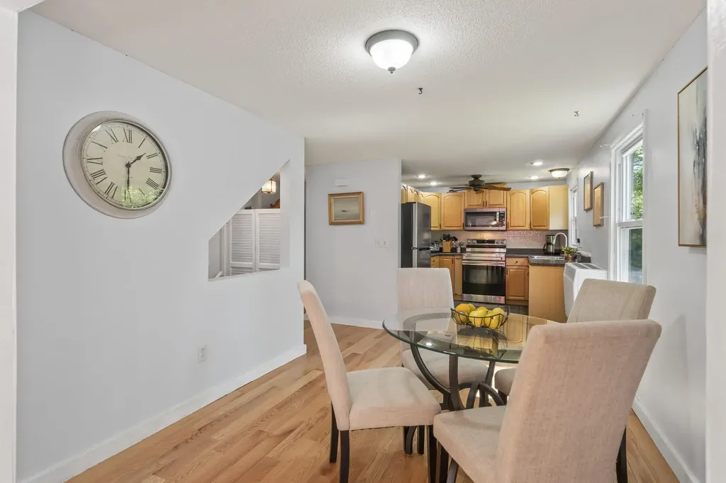 3 Richardson Drive Derry NH 03038