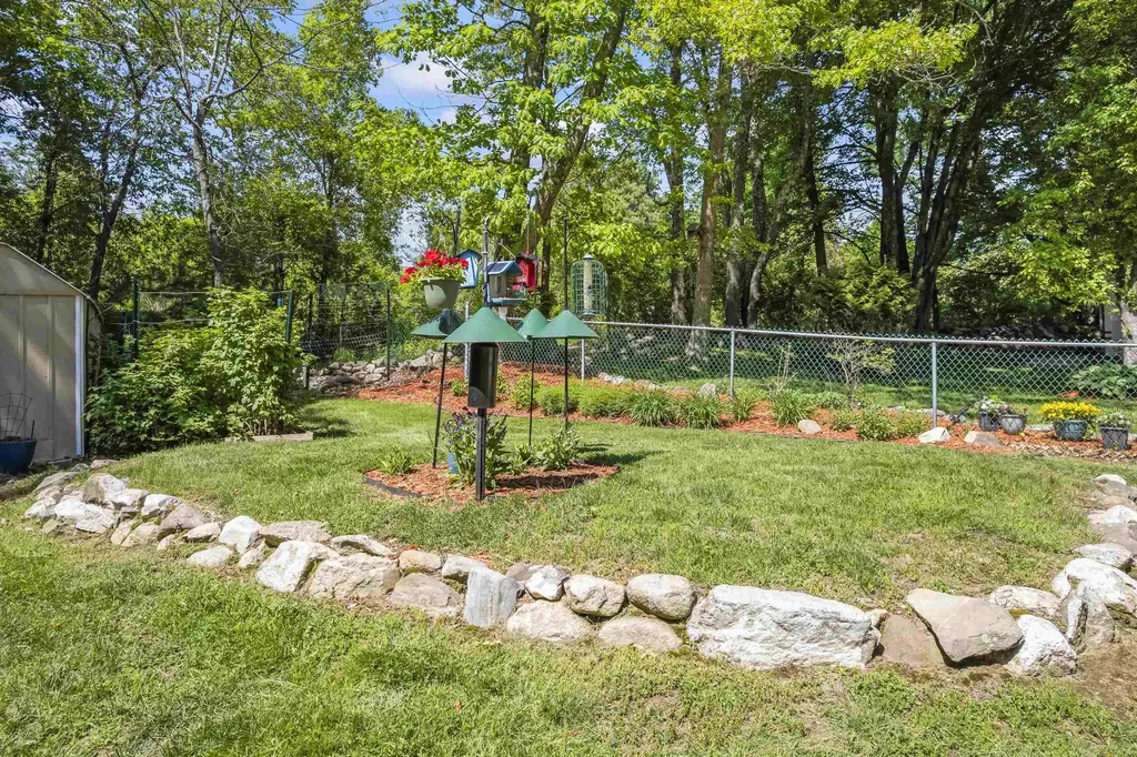 3 Richardson Drive Derry NH 03038