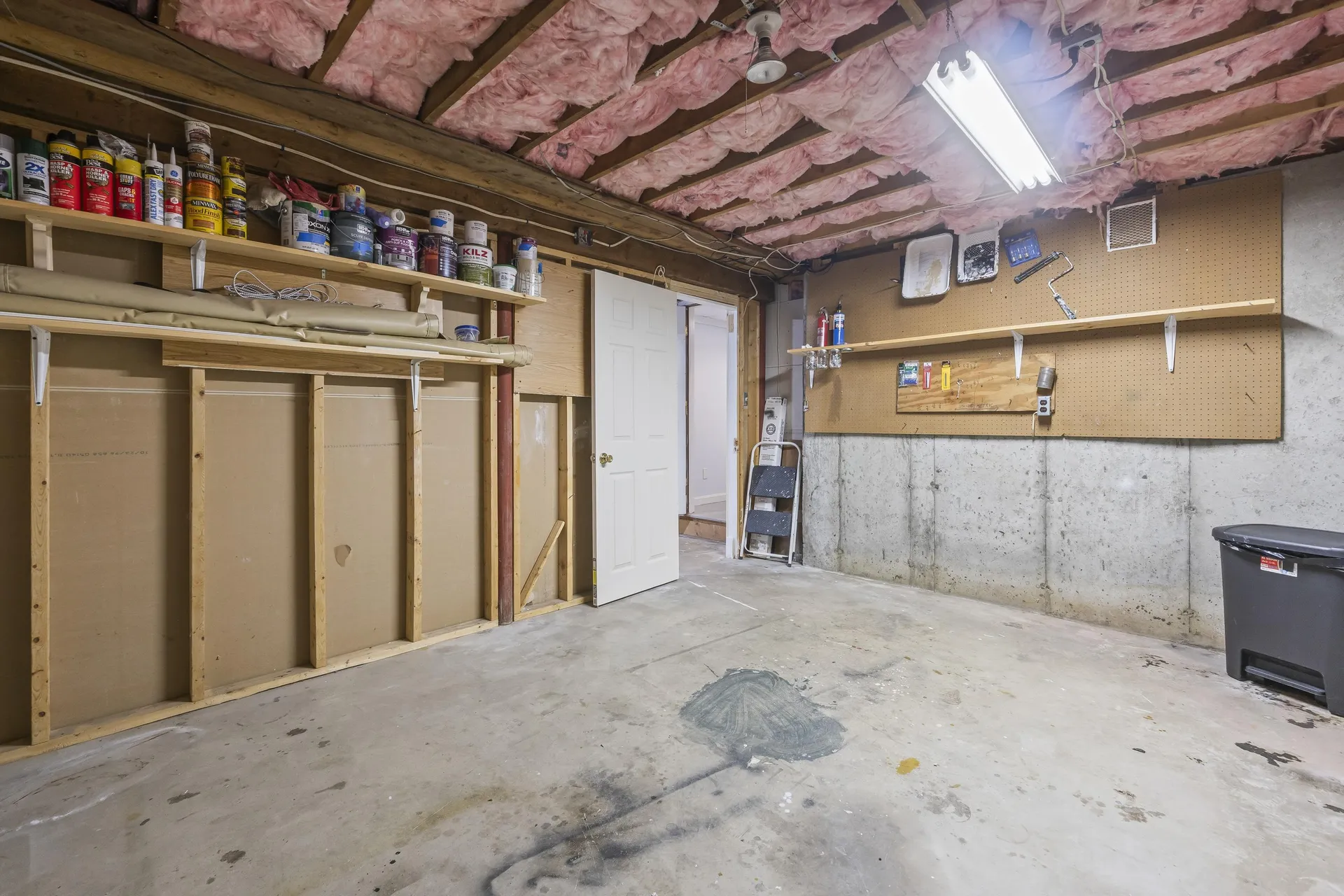 3 Richardson Drive Derry NH 03038