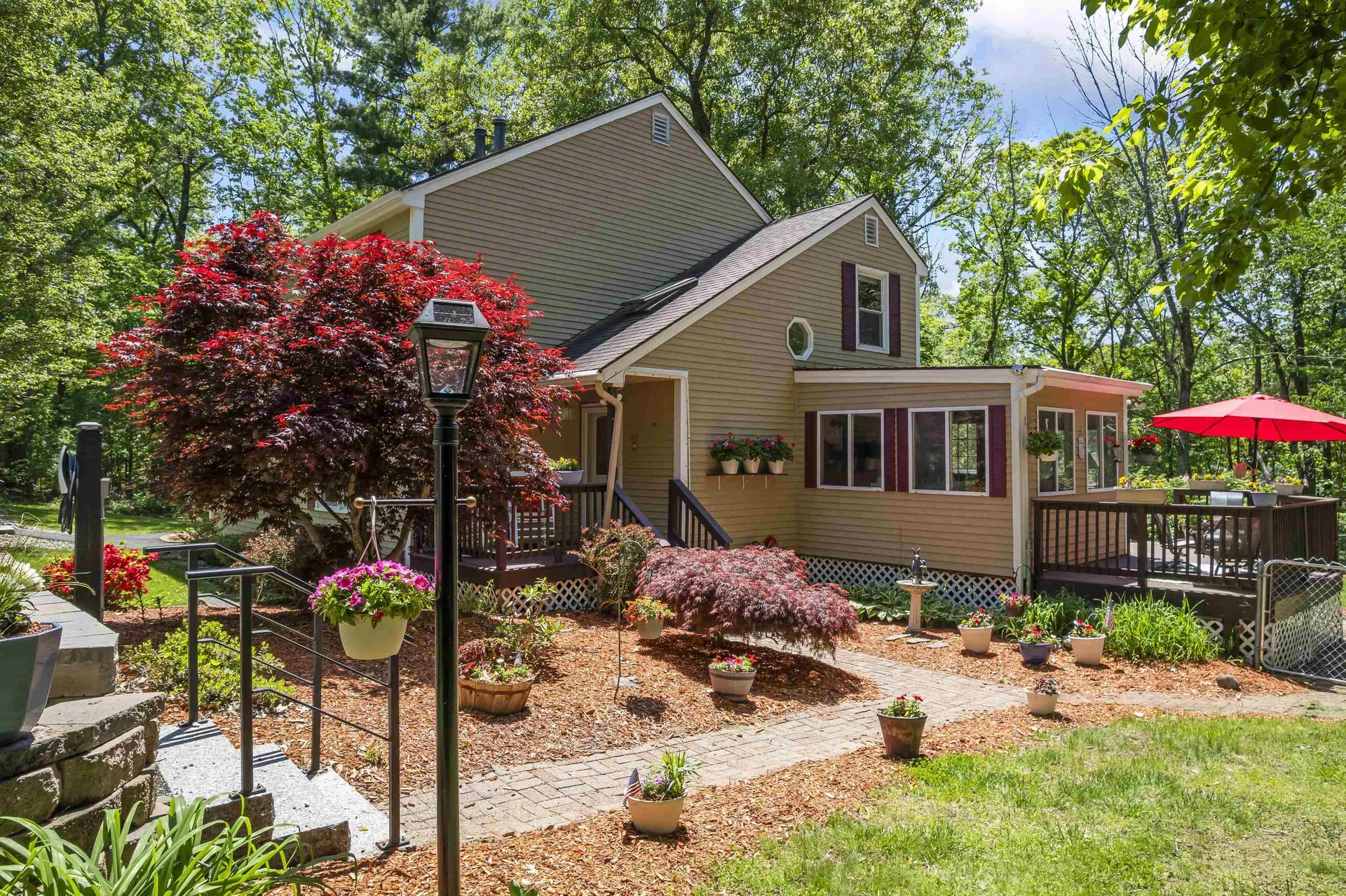 3 Richardson Drive Derry NH 03038