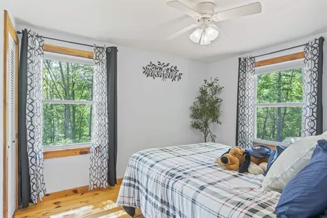 3 Richardson Drive Derry NH 03038