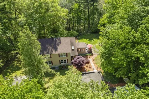 3 Richardson Drive Derry NH 03038