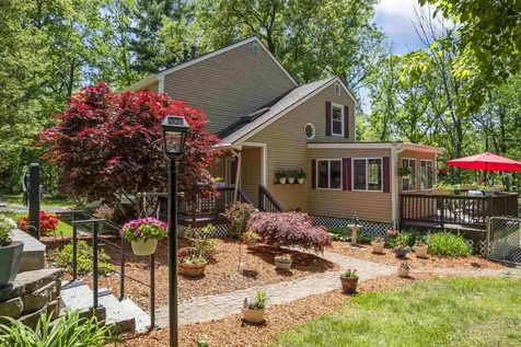 3 Richardson Drive Derry NH 03038