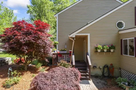3 Richardson Drive Derry NH 03038