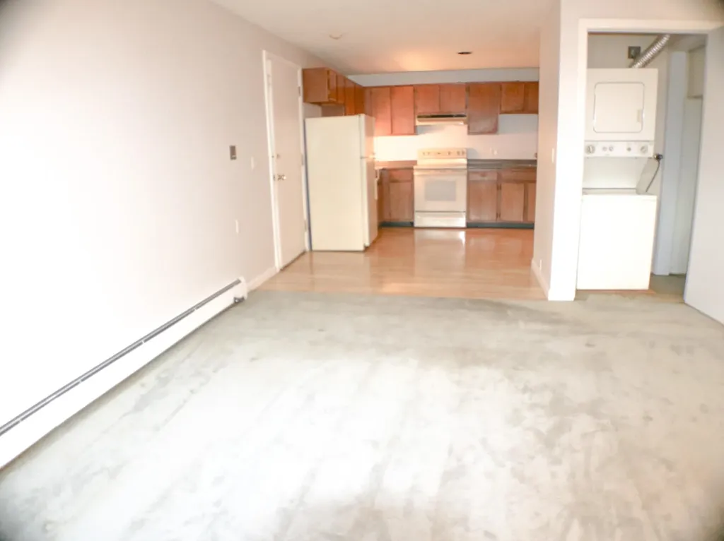 1702 White Cedar Boulevard Portsmouth NH 03801