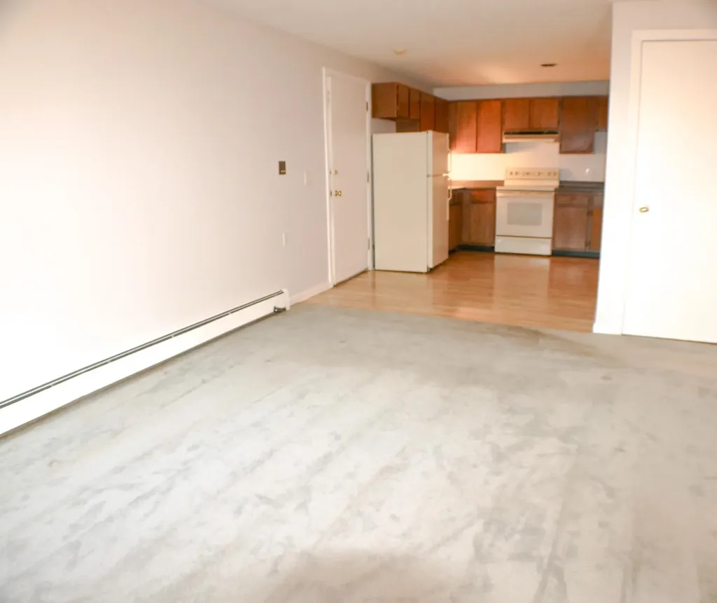 1702 White Cedar Boulevard Portsmouth NH 03801