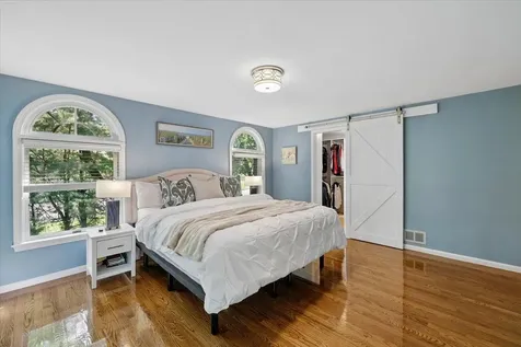 22 Kent Street Windham NH 03087