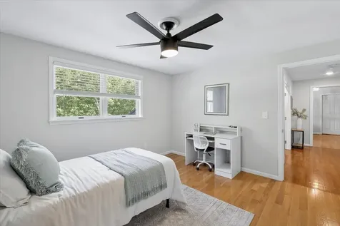 22 Kent Street Windham NH 03087