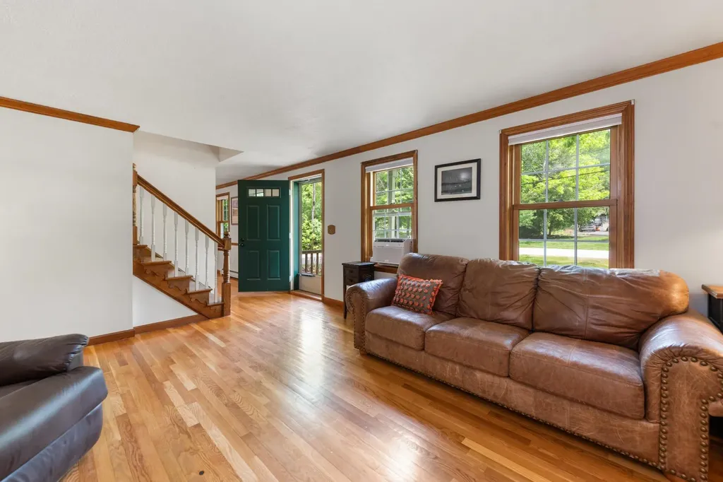 49 Chandler Circle Bow NH 03304