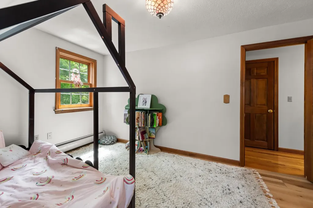 49 Chandler Circle Bow NH 03304