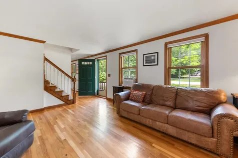 49 Chandler Circle Bow NH 03304