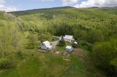 5735 Vt Route 11 Londonderry VT 05148