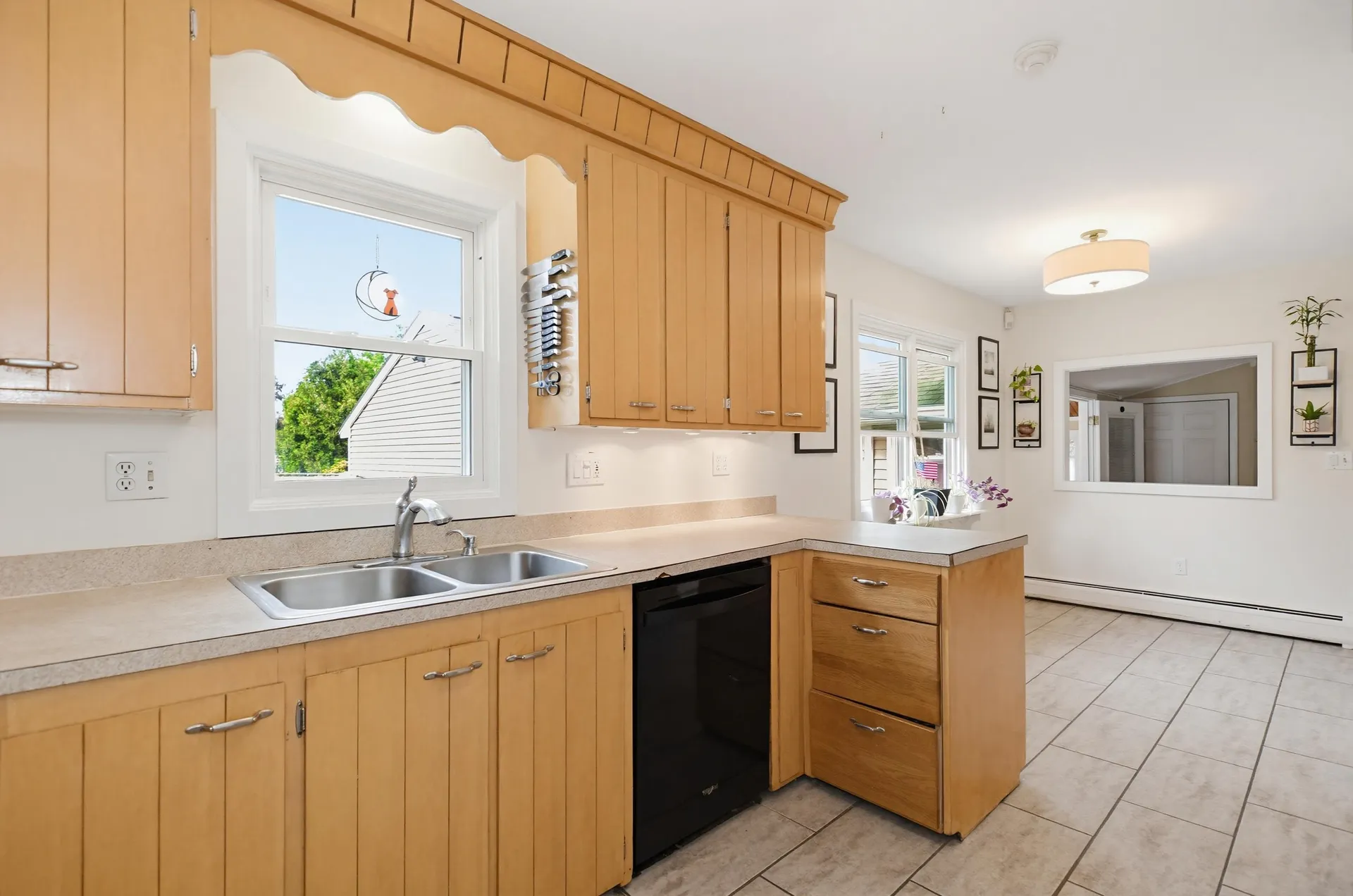 6 Ray Drive Hooksett NH 03106