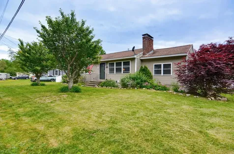 6 Ray Drive Hooksett NH 03106