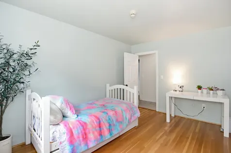 6 Ray Drive Hooksett NH 03106