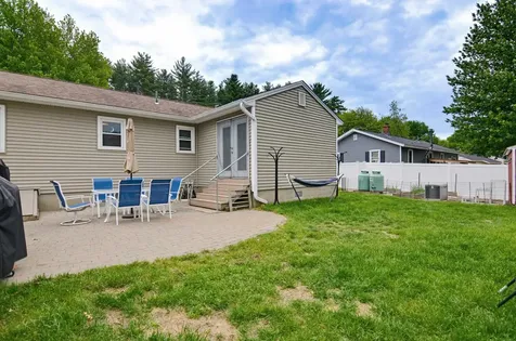 6 Ray Drive Hooksett NH 03106