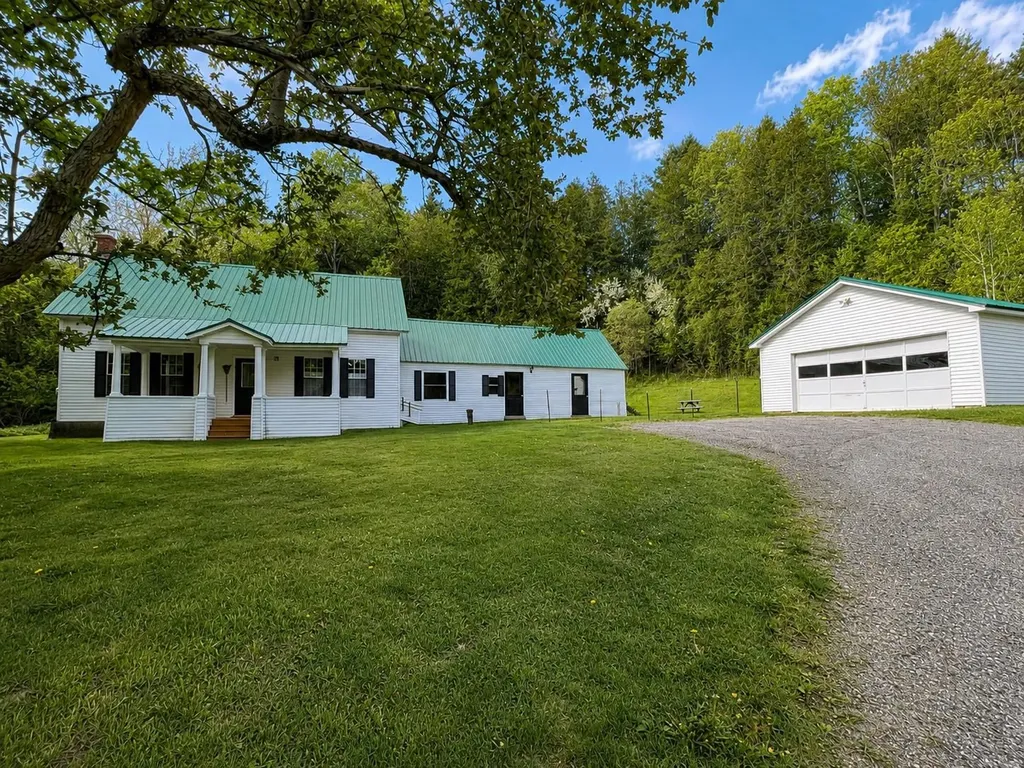 704 South Wheelock Road Lyndon VT 05851