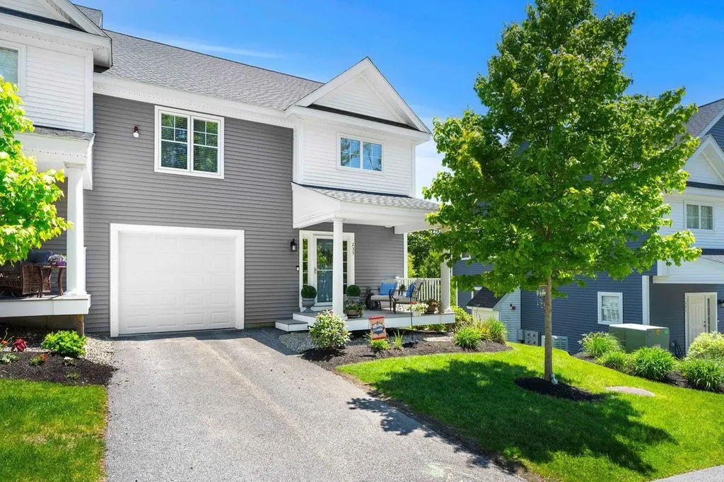 235 Knollwood Way Manchester NH 03102