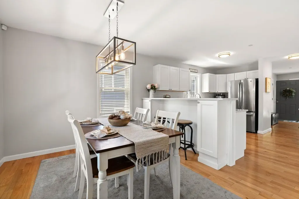 235 Knollwood Way Manchester NH 03102