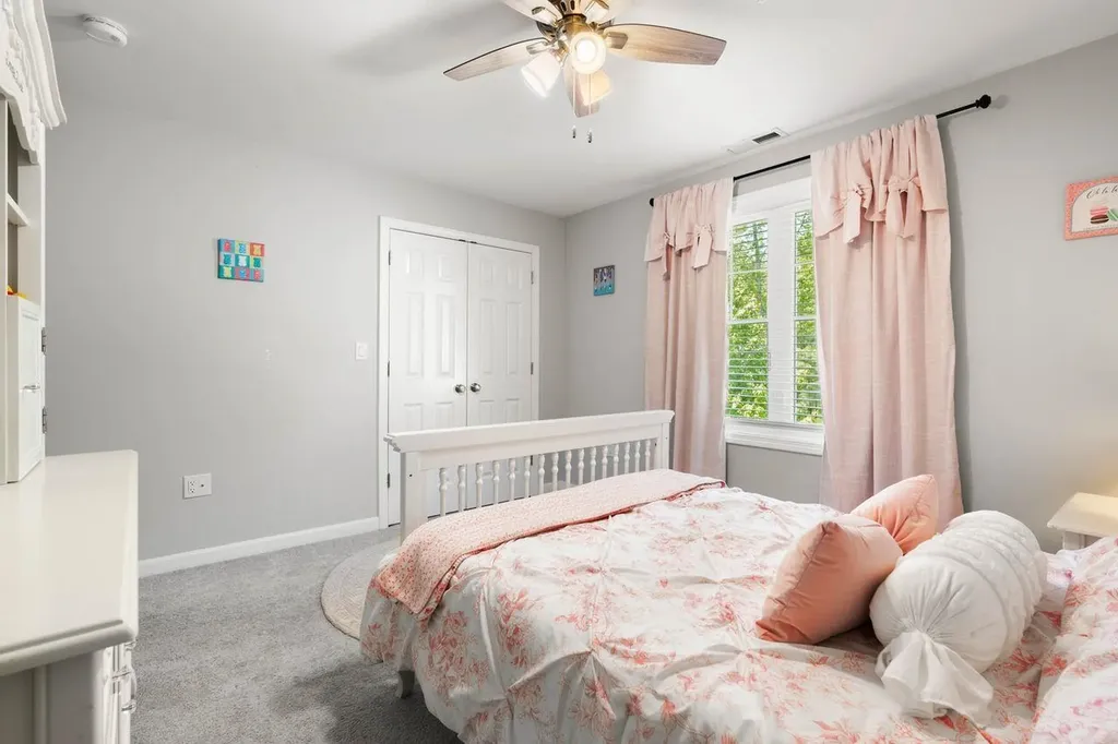 235 Knollwood Way Manchester NH 03102