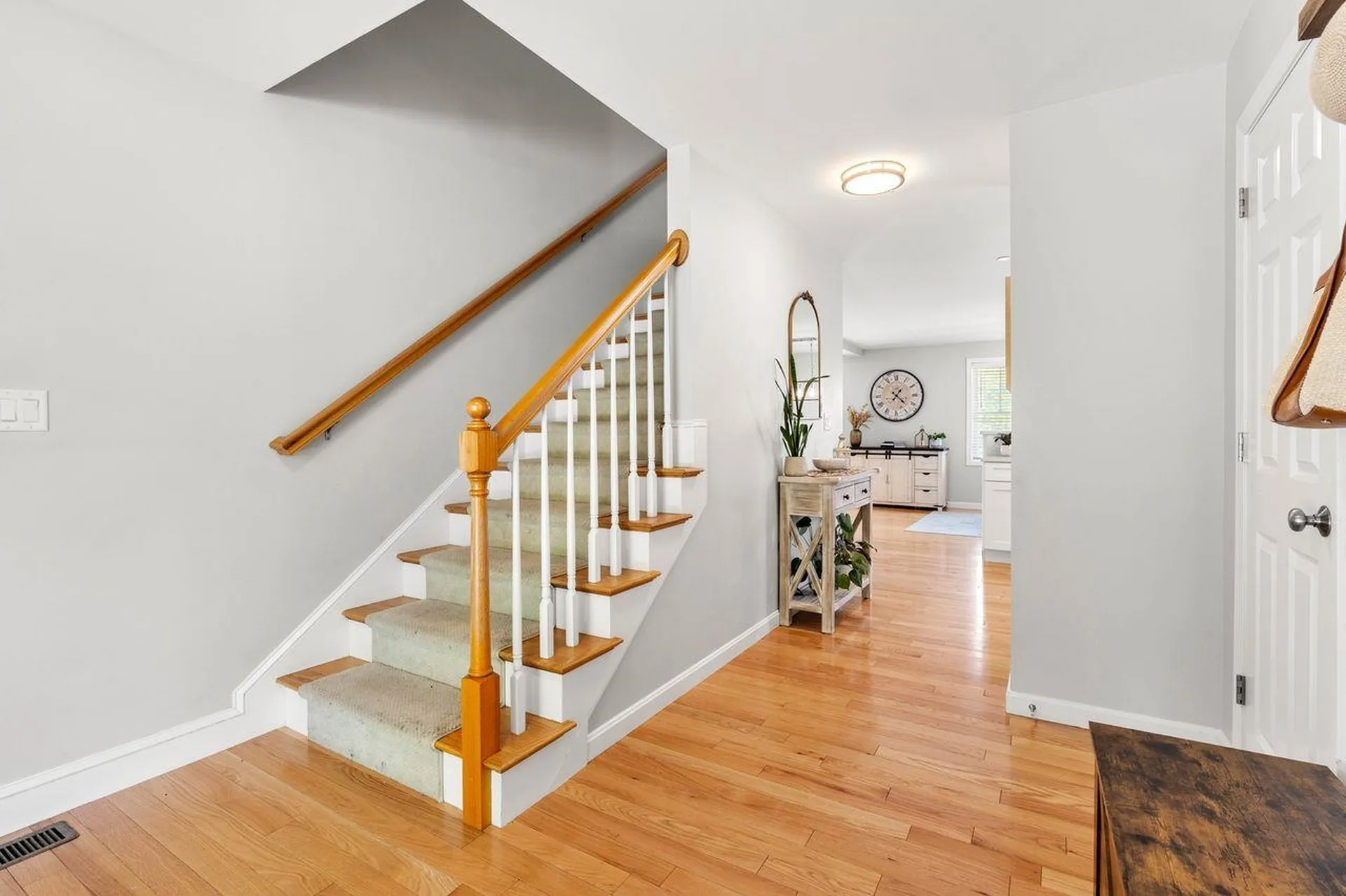 235 Knollwood Way Manchester NH 03102