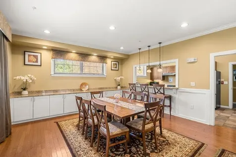 235 Knollwood Way Manchester NH 03102